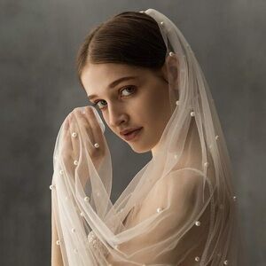 Cathedral Pearl Veil
